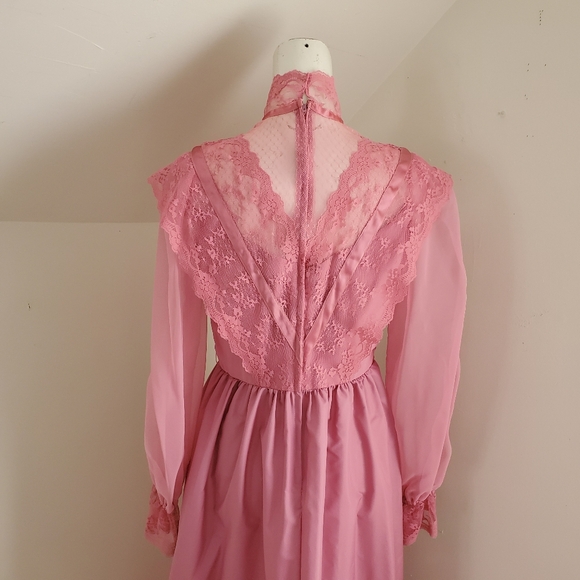 70s Vintage Pink Formal Gown With Long Chiffon Sleeves - Picture 9 of 10